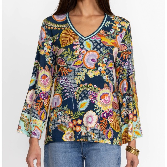The Janine Favorite V-Neck Kimono Sleeve Tee - Picture 3 of 7